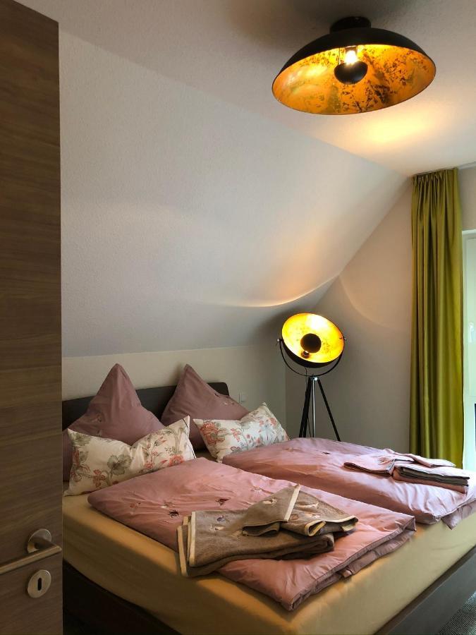 Gaestehaus Brunnenkunst - Exklusiv Wohnen Im Herzen Der Stadt Arnstadt Buitenkant foto